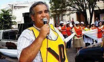 Toloza: "Esperamos expectantes la decisi�n de la paritaria nacional"