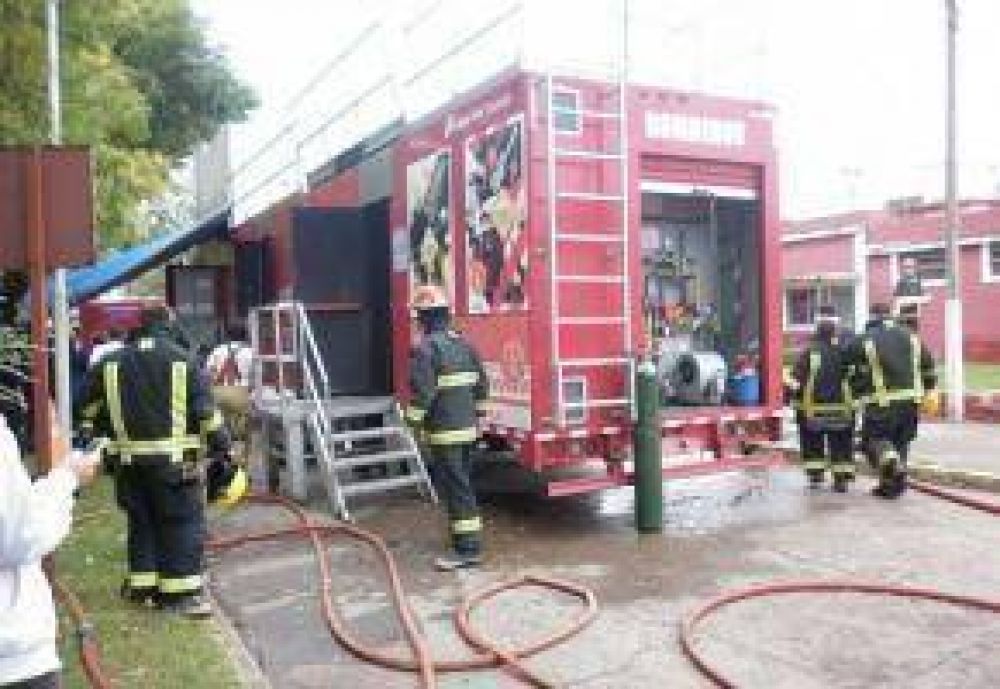 Durante 2013, Bomberos capacit� a 5.000 personas en todo el pa�s