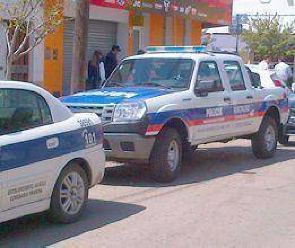Asaltaron a los playeros de una estaci�n de servicios  