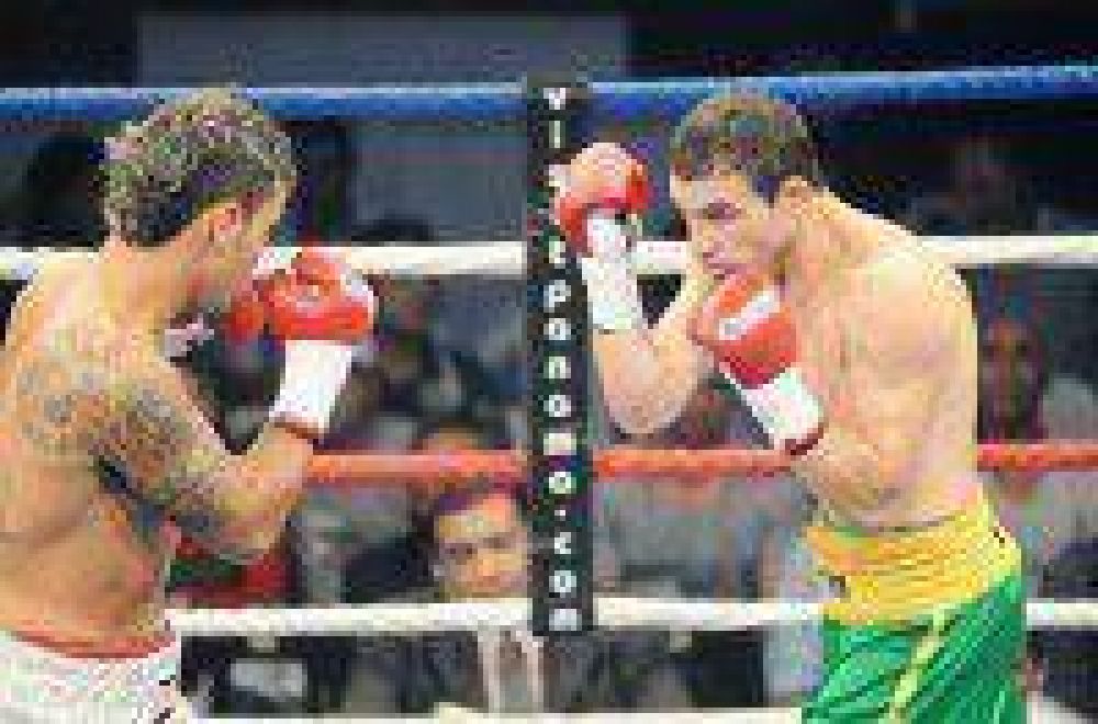 Boxeo en Saladillo: La Joya Ch�vez se qued� con el FIB Latino Welter