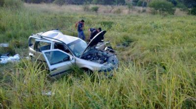 Una mujer fallece como consecuencia de un choque y vuelco en la Ruta 11