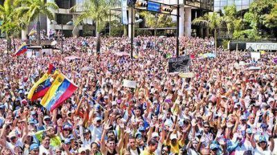 EE.UU. muestra su �alarma� por la violencia en Venezuela