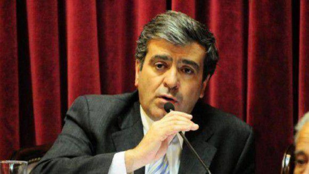 La UCR reclam� al PE que las paritarias docentes incluya a todos los sectores