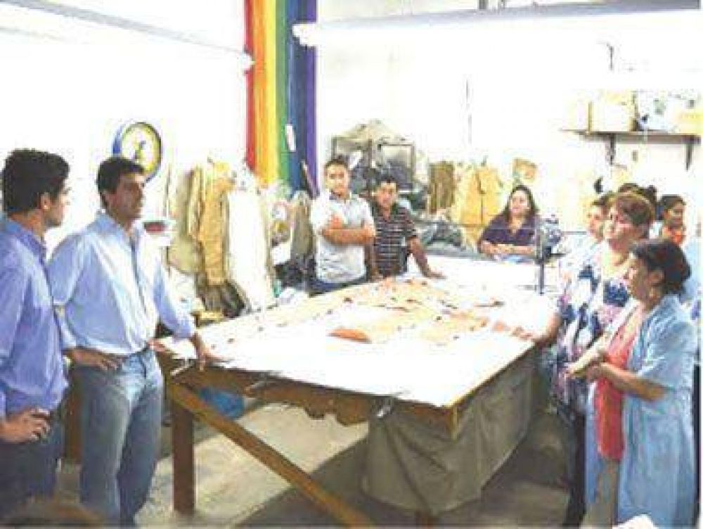 Rejal comprometi� ayuda a cooperativa chilecite�a