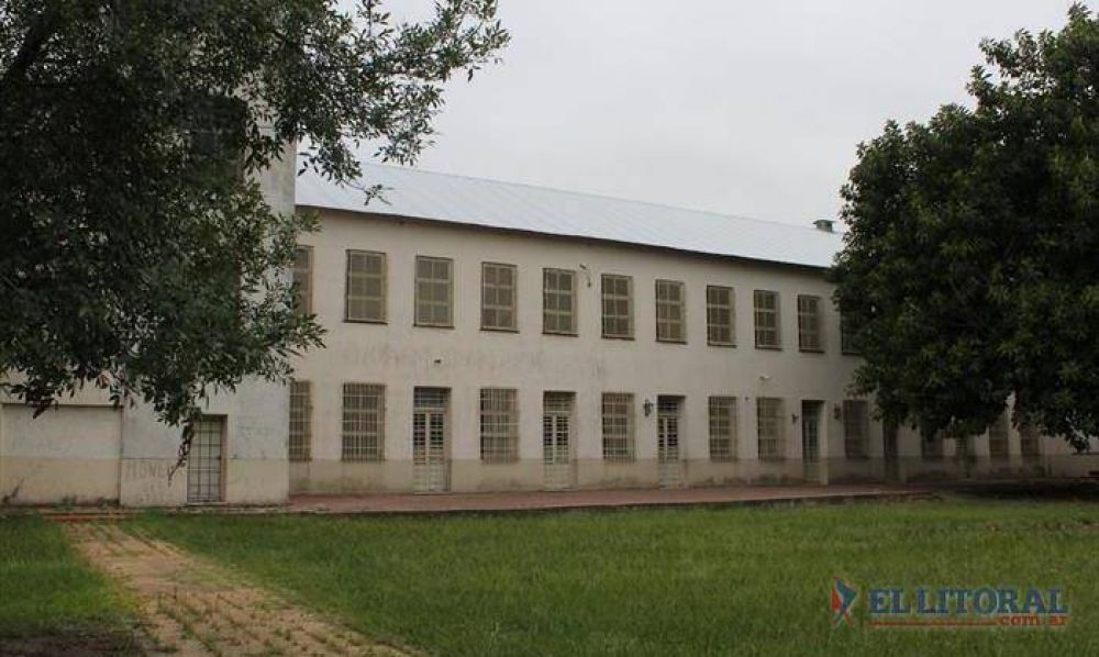 Abrir�n hoy las escuelas y tratar�n de agilizar tareas por el abandono edilicio