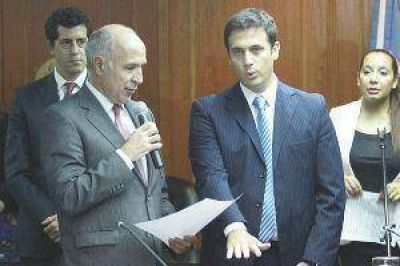 �lvarez quiere jueces con "conciencia social" y dedicados a "hacer pol�tica"