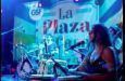 Miles de santafesinos participaron la edici�n 2014 de �La Plaza de la Casa�
