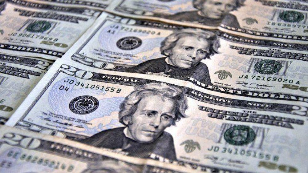 El d�lar libre baj� 10 centavos y se vendi� a $11,80 en la City
