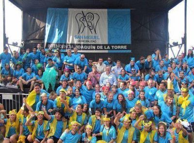De la Torre encabez� la fiesta de cierre de las colonias de verano