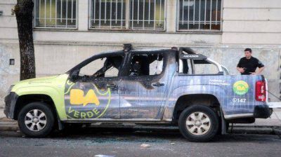 Los manteros volvieron a cortar las calles y provocaron destrozos