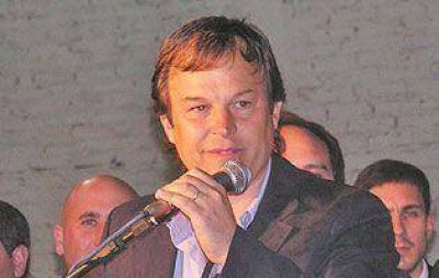 Cascallares calific� como �incoherente� a Giustozzi