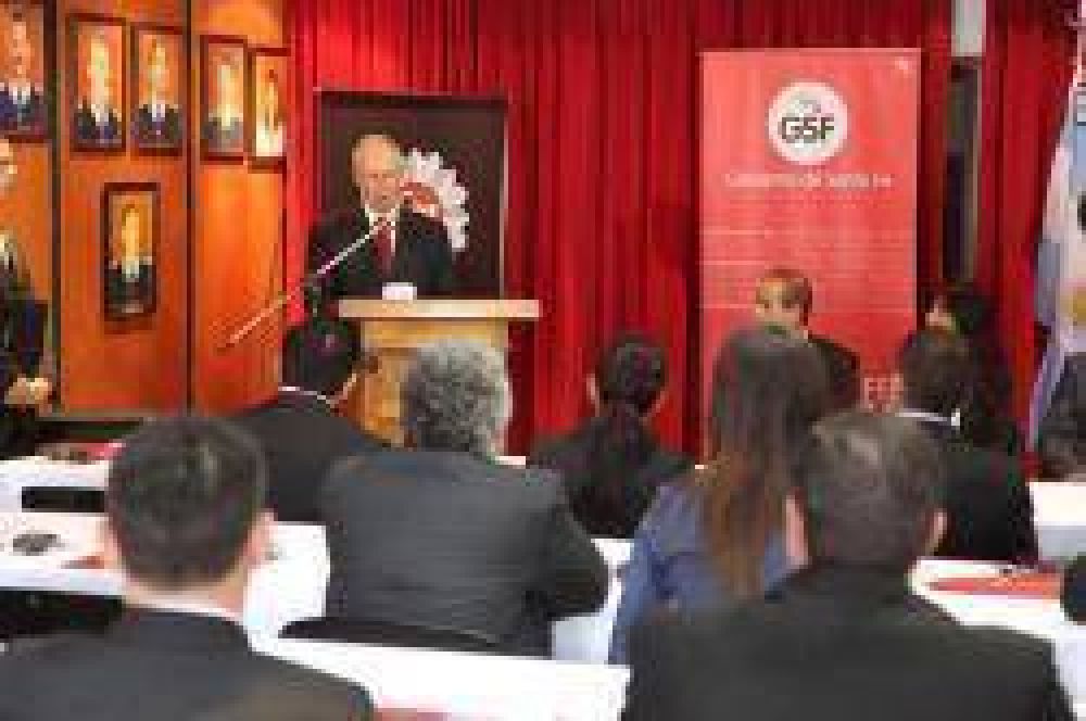Instructores del FBI capacitan a polic�as de Santa Fe
