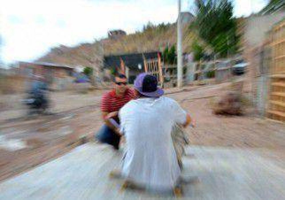 Investigan la red narco que utiliza a menores de edad 