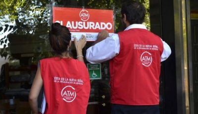 ATM clausur� una confiter�a en calle Emilo Civit y un local en Ar�stides