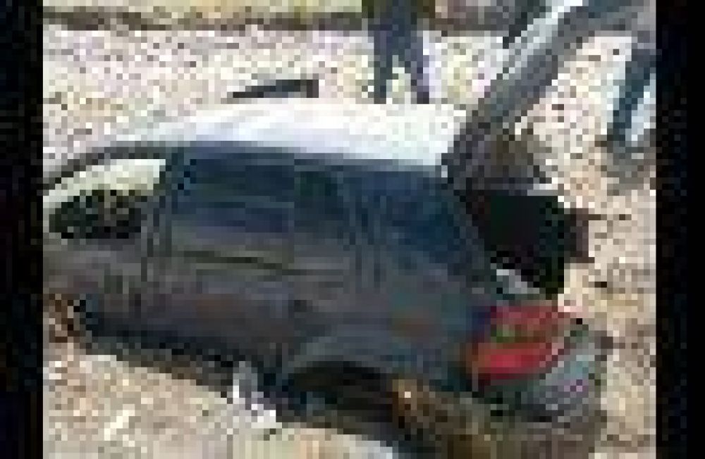 Una familia se salv� de milagro en Tupungato tras ser arrastrado su auto por el desborde de un arroyo