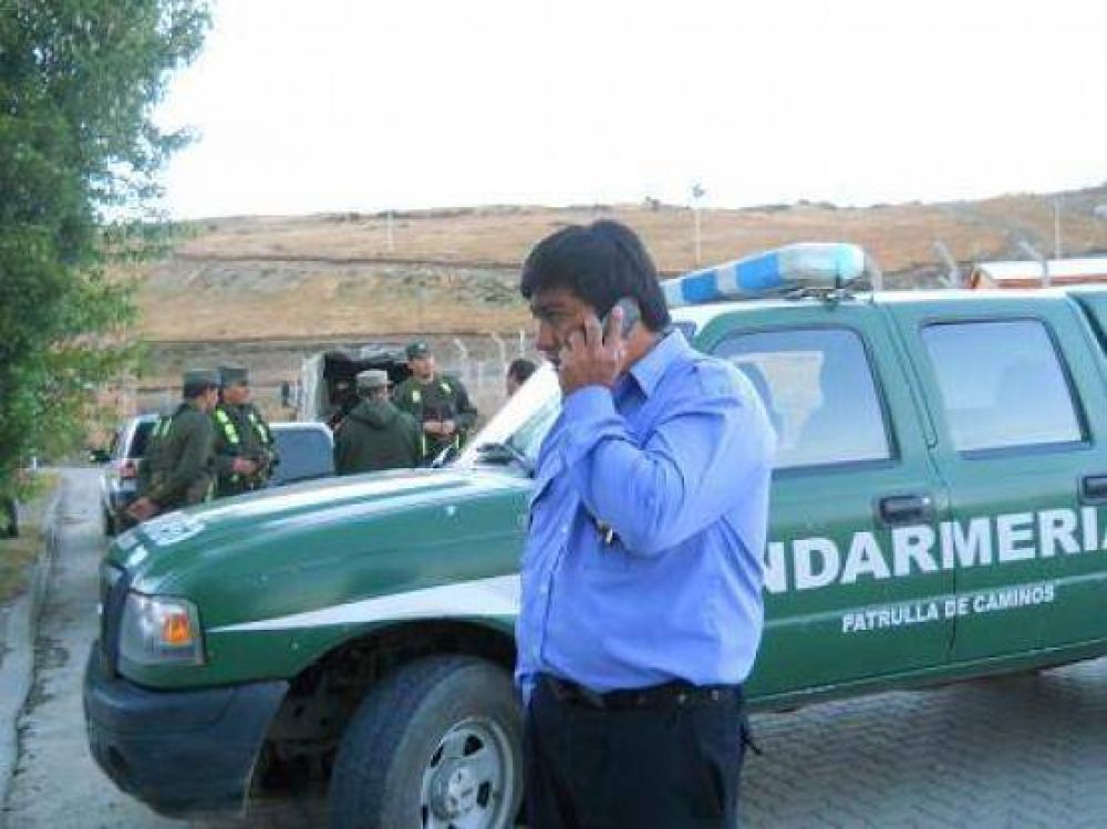 Pelea termin� con un herido de bala, y el secuestro de droga y bombas molotov