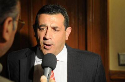 Alperovich: �da bronca la injusticia en Lomas de Taf�