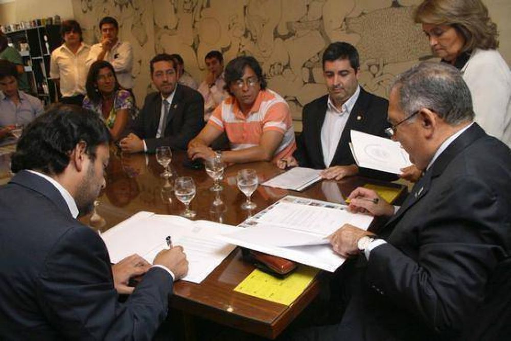 Estudiantes de la UNT acceder�n al PROGRESAR