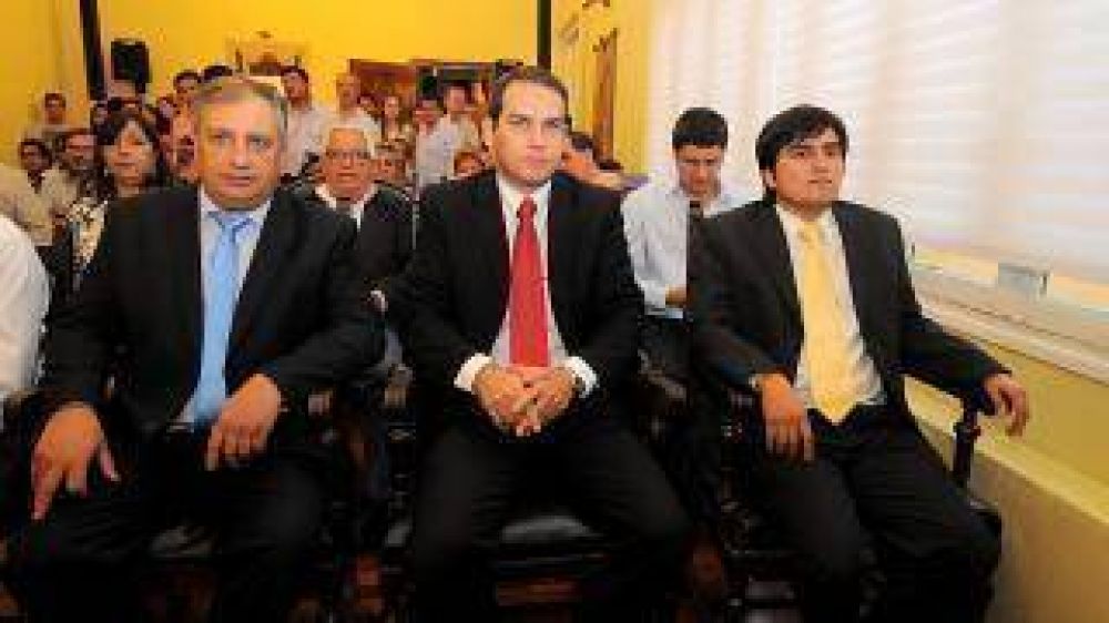 Juraron nuevos funcionarios