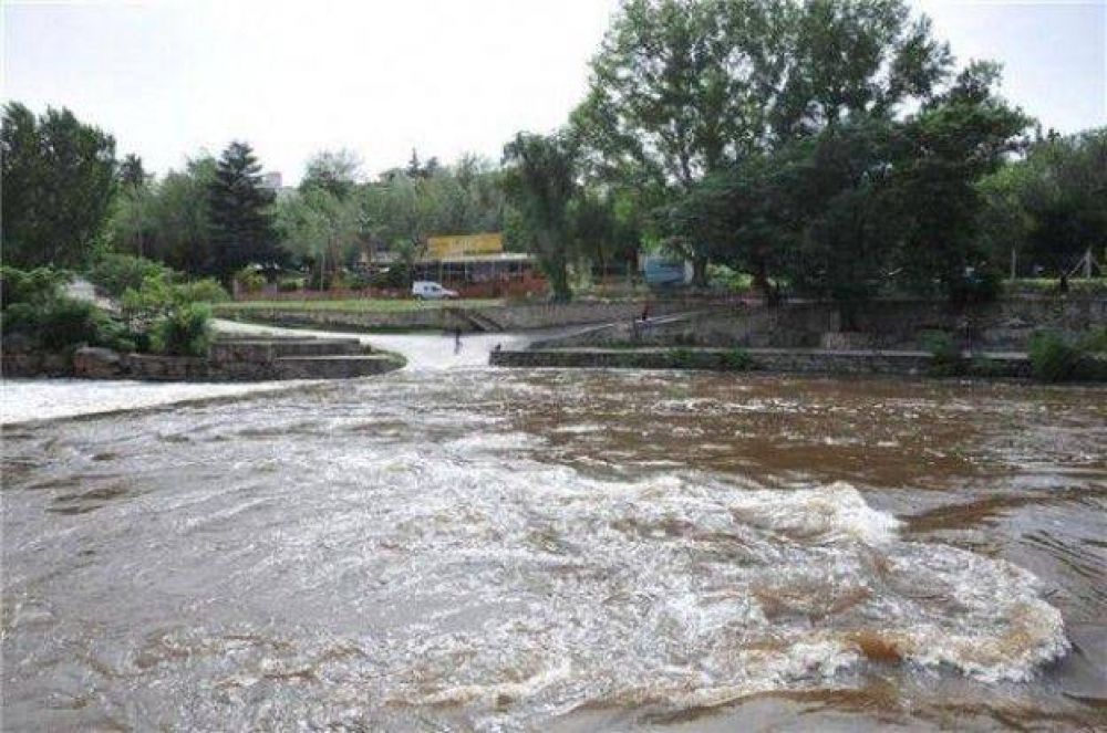 Carlos Paz espera una nueva creciente del r�o San Antonio