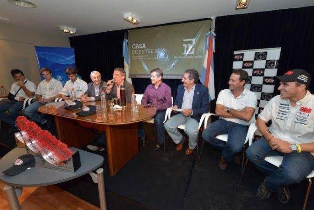 Se present� en Buenos Aires la Copa Entre R�os de TC