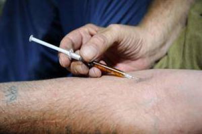 hero�na adulterada mata a m�s de 80 personas