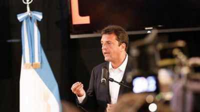 Massa conden� la represi�n en Venezuela: "S�lo los cobardes persiguen a los j�venes"