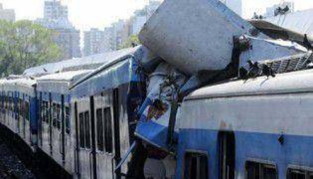 Tragedia de Once: realizaron una inspecci�n ocular en el tren