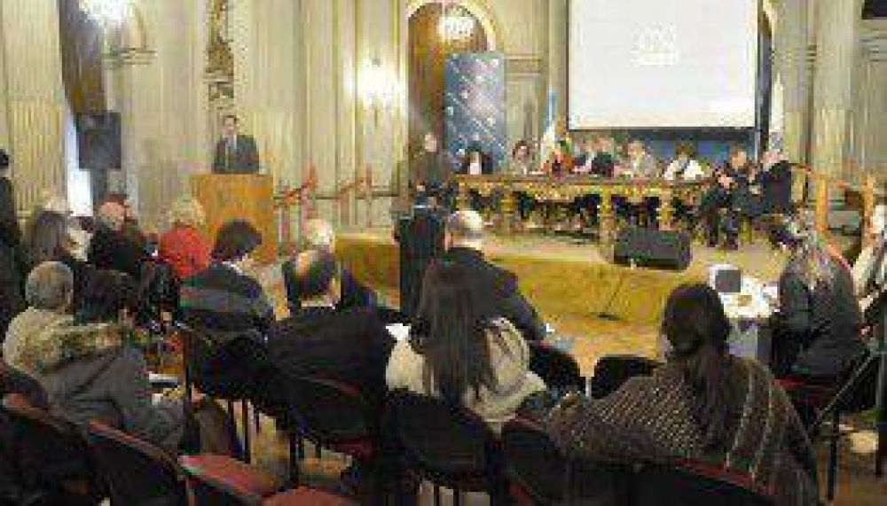 Arrancan las audiencias p�blicas en la Legislatura porte�a
