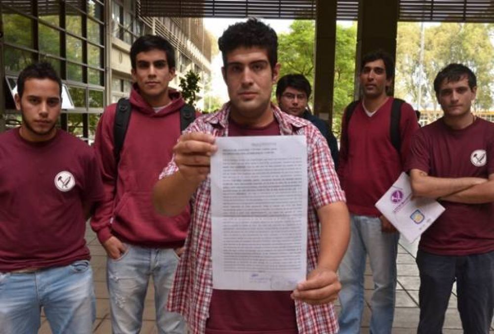 Dos alumnos de la UNSL fueron agredidos por agrupaciones K