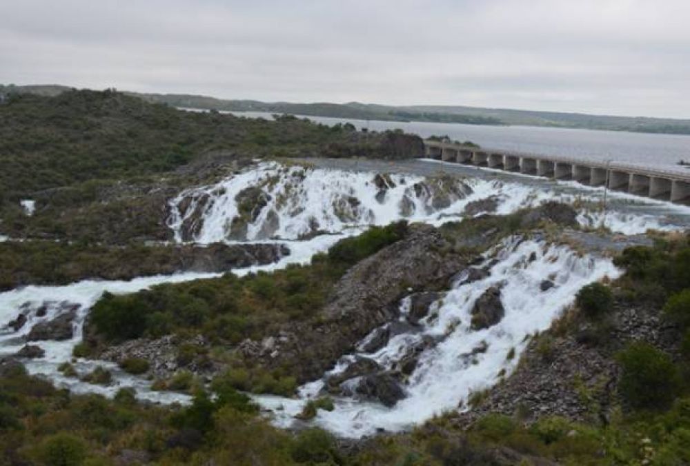 Seis diques de la provincia se llenaron tras las intensas lluvias