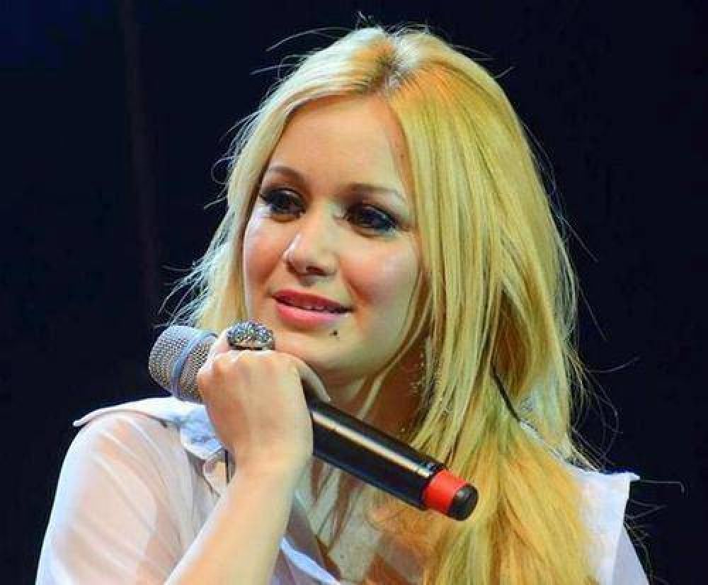 La Princesita Karina cantar� en el cierre del carnaval en Boulogne 