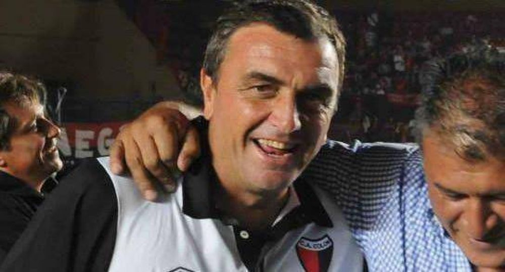 Osella confirmar�a tres cambios en Col�n