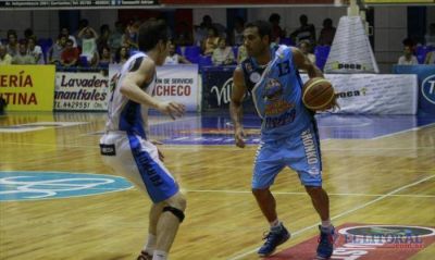 Quinteros reaparecer� en Regatas frente a Pe�arol de Mar del Plata