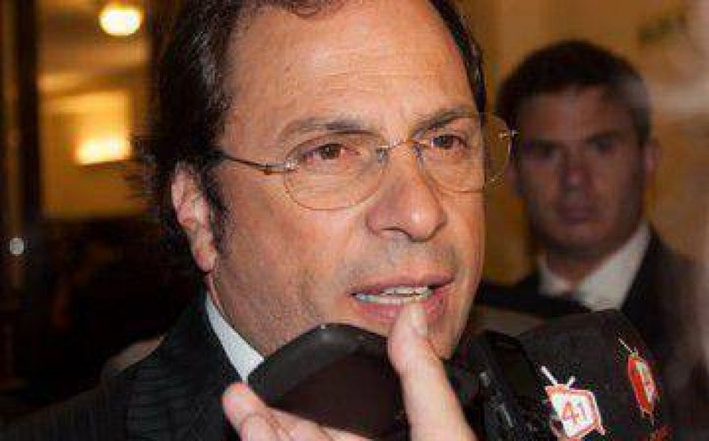 Dar�o Giustozzi: �La pol�tica no es un campo de batalla, es una herramienta para resolver los problemas de la gente�