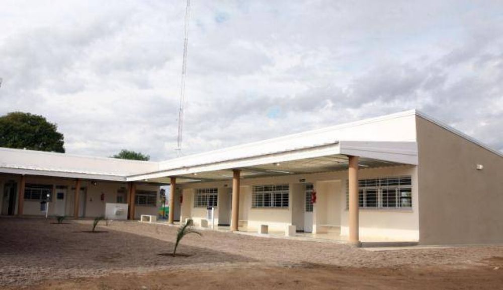 Infraestructura Educativa invirti� $37 millones para reparar escuelas en el verano