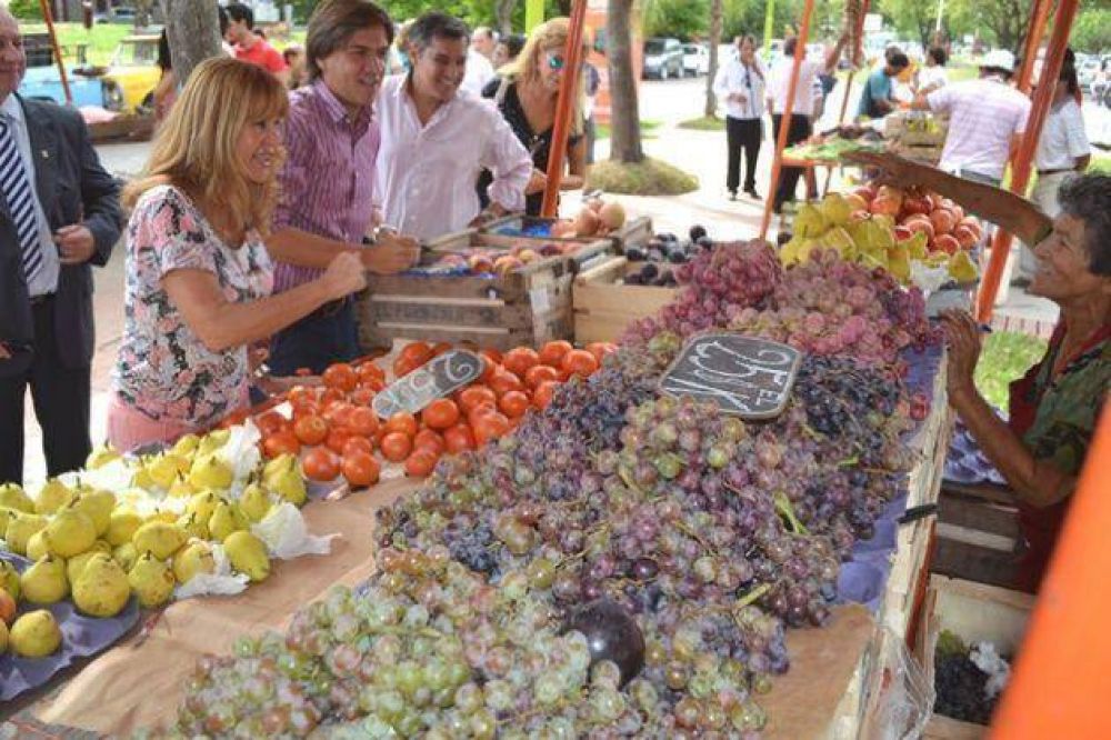 Se present� el predio refaccionado para la feria franca de la ciudad