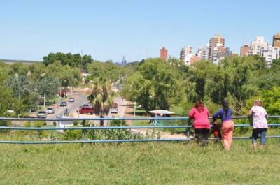 Licitan construcci�n de escalinata-anfiteatro en el parque Per�n