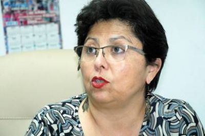 Navarro: �Para que haya medidores primero tenemos que tener agua�