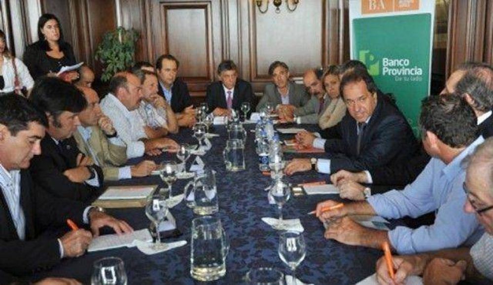 Scioli se reuni� con la Mesa Agropecuaria Provincial