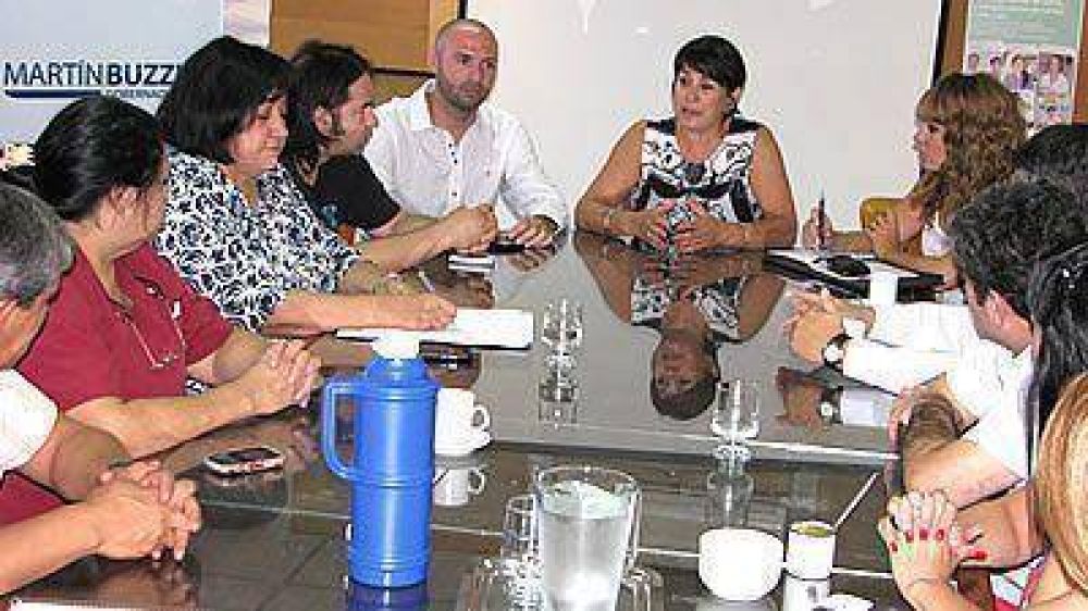 Los sindicatos de Salud reclamaron un 40 por ciento de aumento salarial