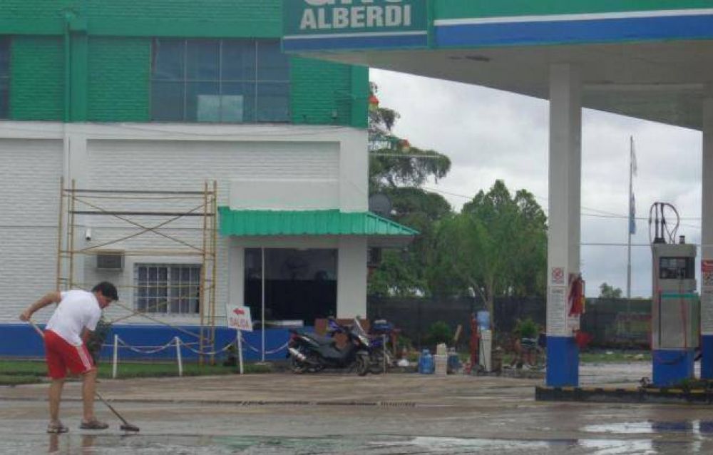 Los damnificados por las inundaciones en Alberdi necesitan ayuda
