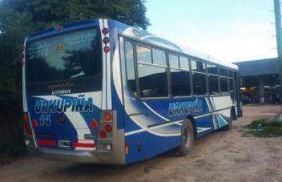 Pararon empleados de una empresa de transporte de Tartagal