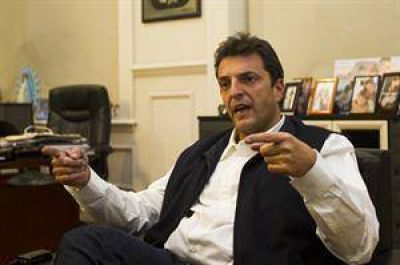 El 6 de marzo viene Sergio Massa y tres legisladores dejan el bloque Tucum�n Crece