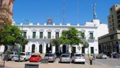 Demora en la firma del decreto, impide a polic�as retirados cobrar aumento