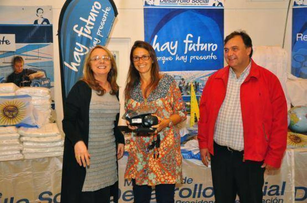 Alicia Kirchner realiz� aportes a instituciones