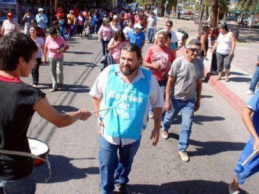 Mariano Marini: �Reclamamos paritarias como cualquier otro sector de los trabajadores�