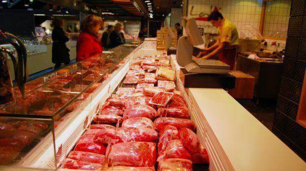 Afirman que "el precio de la carne bajar porque la gente no convalida el aumento"