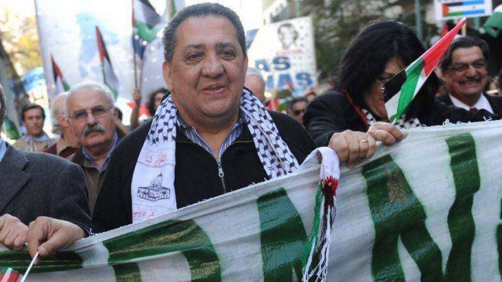 Denunciaron a Luis D'El�a por apolog�a del delito tras su pedido para fusilar a pol�ticos venezolanos