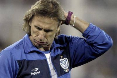 "Le rob� muchas cosas a Gareca", admiti� Flores tras vencer a All Boys